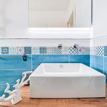 Casa Diamante Blu Mare * مارينا دي كامبو